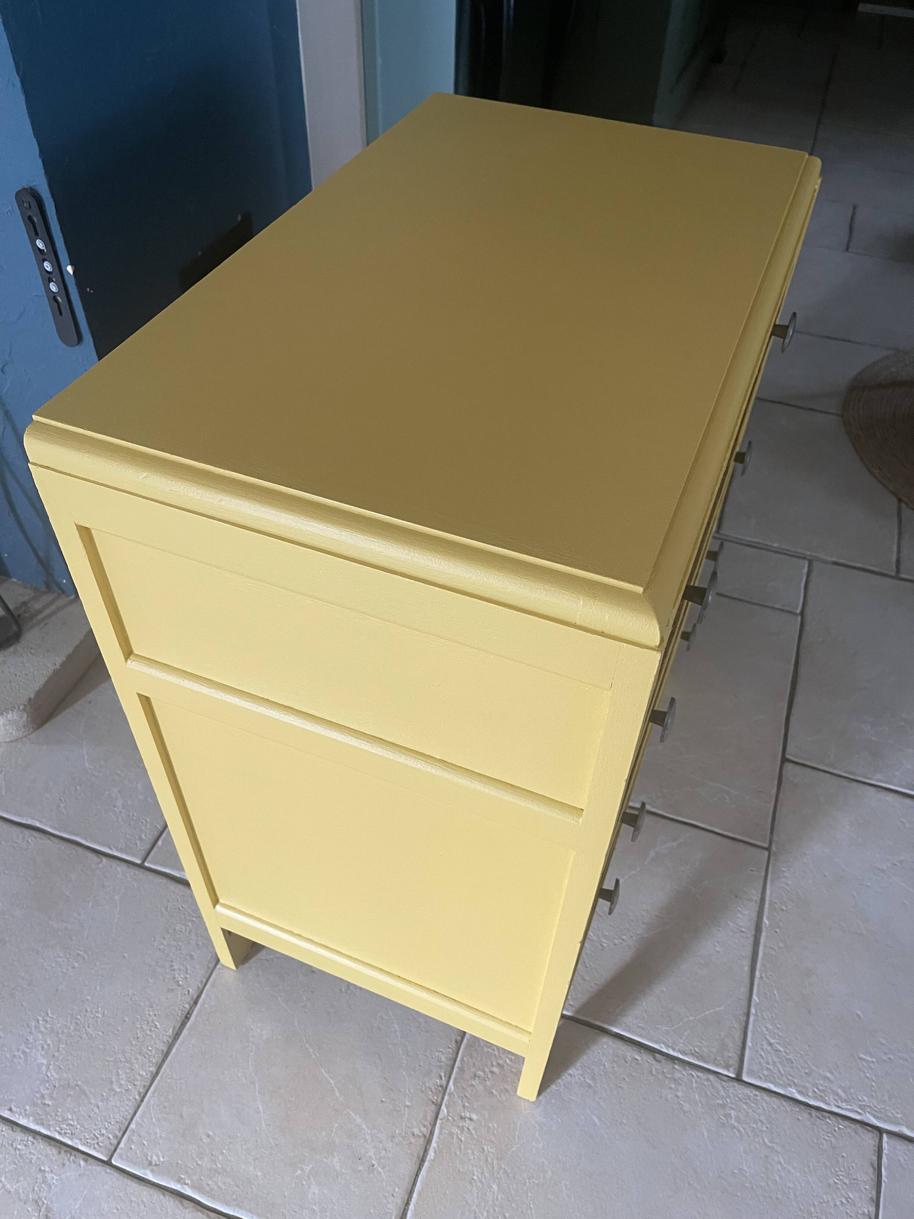 Art Deco chest of drawers