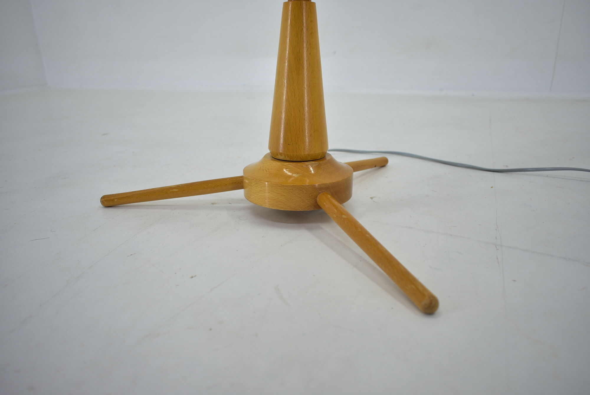 Mid-Century Wooden Floor Lamp by Uluv, 1950s / Czechoslovakia