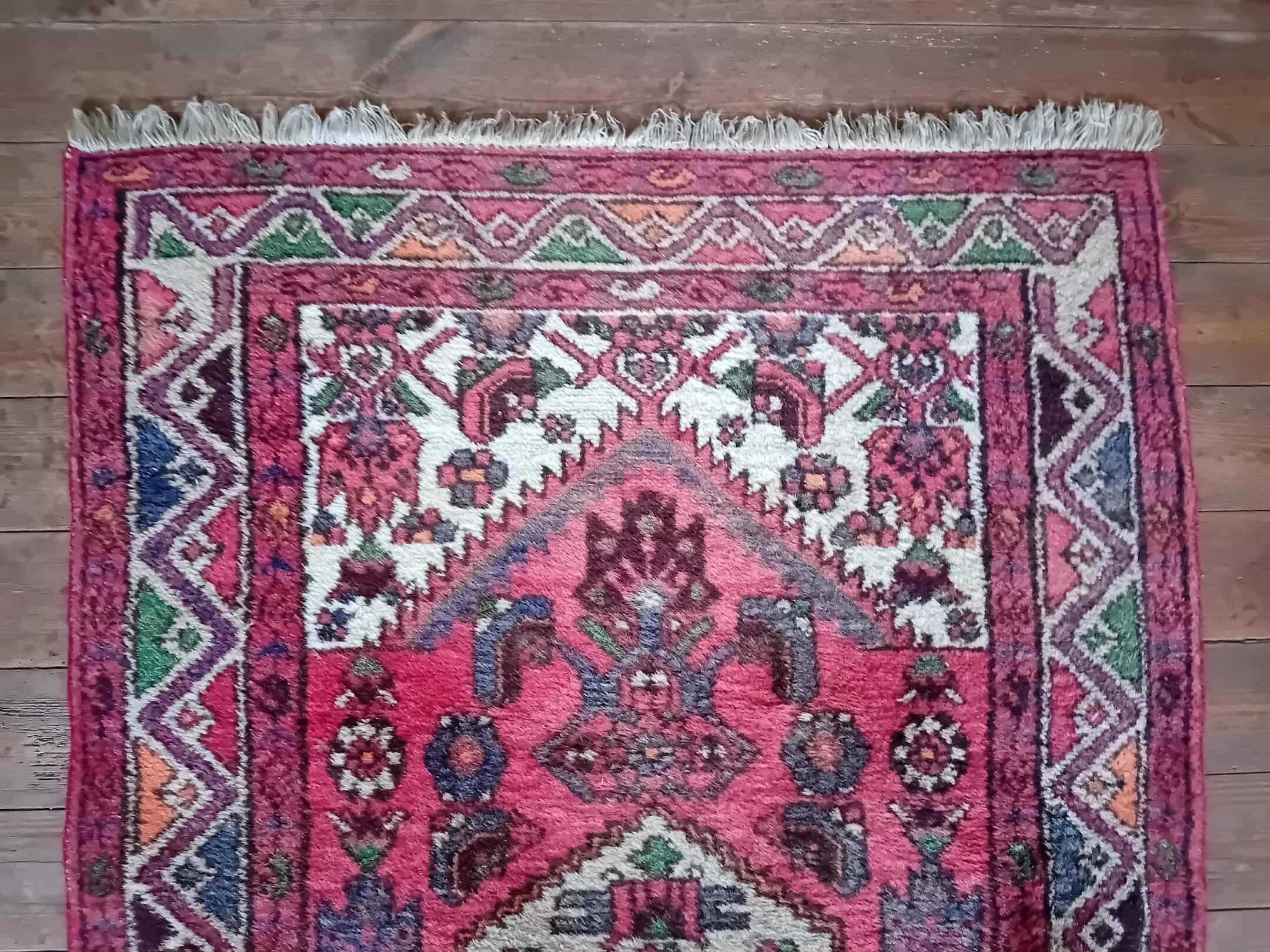 Handmade Persian Hamadan Rug 155x94cm