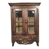 Armoire vitrée en noyer – XVIIIᵉ siècle – Verriau