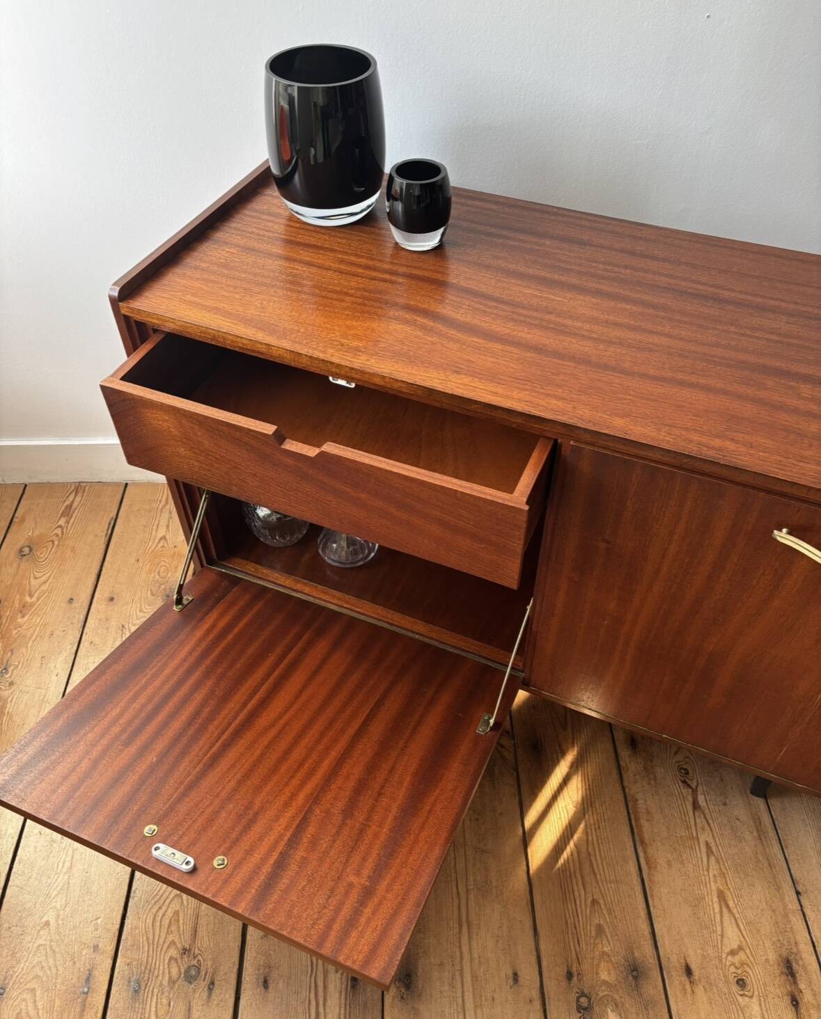 Vintage bar cabinet/sideboard