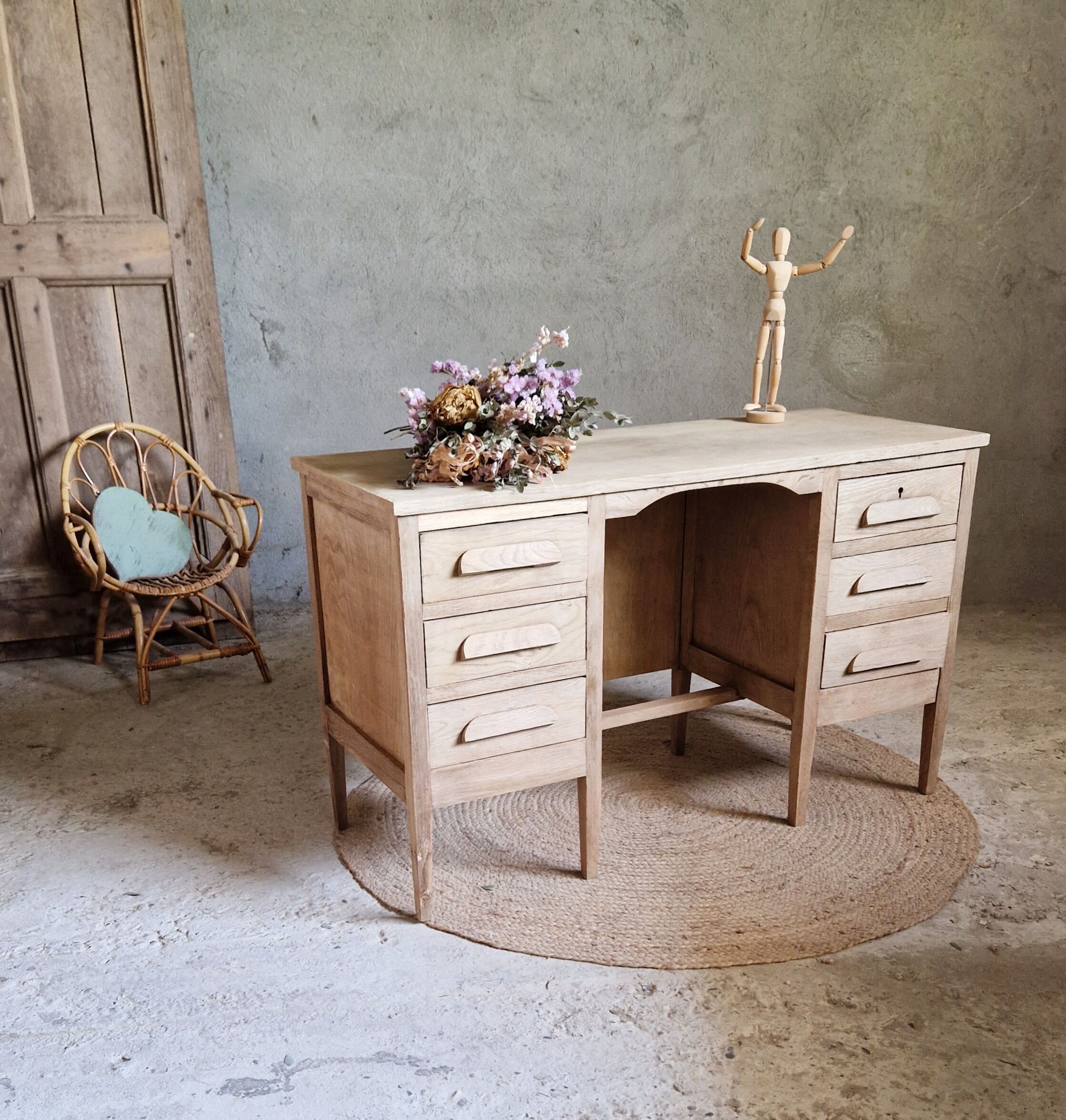 Beautiful vintage children's desk