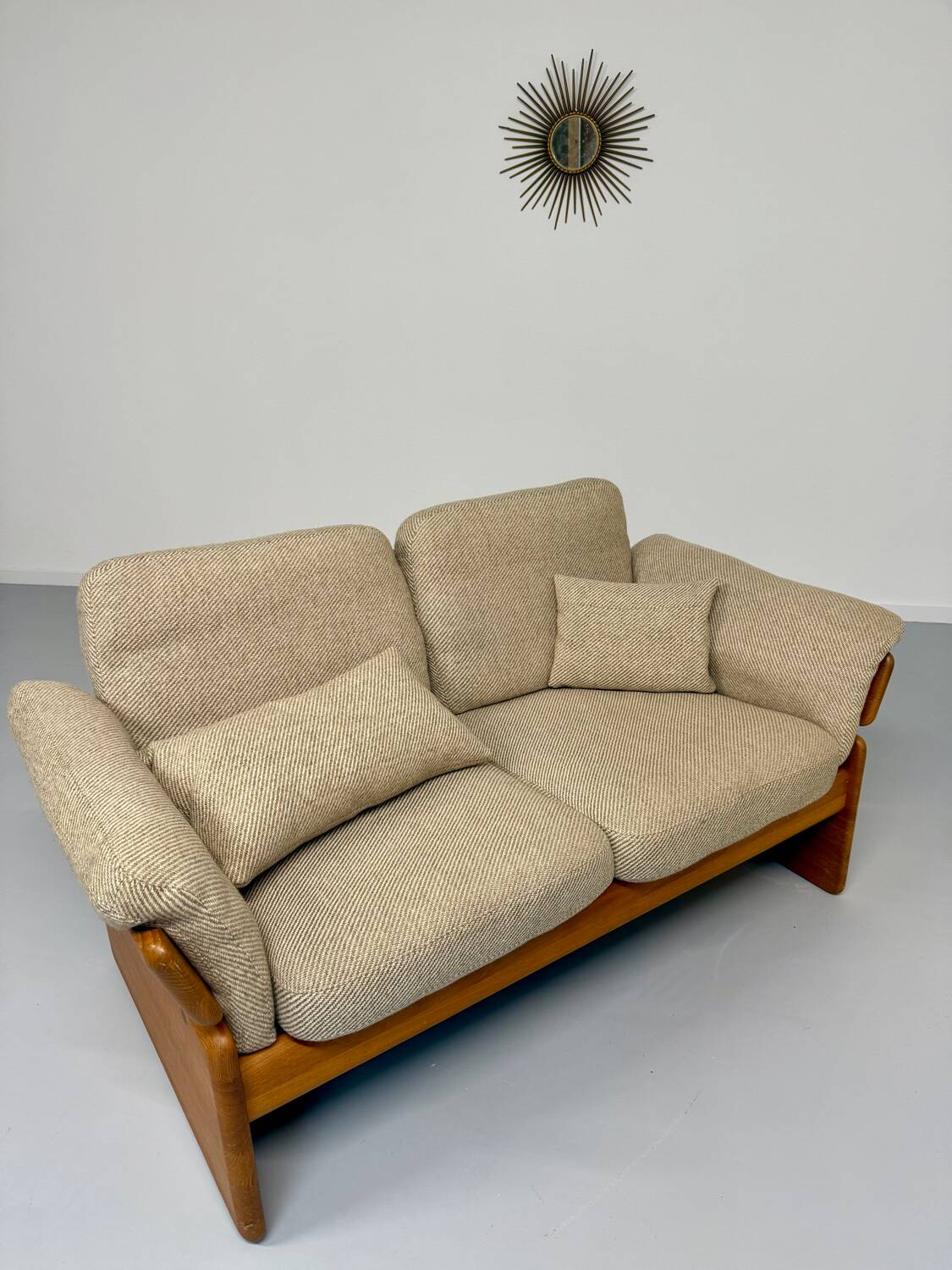 Old sofa in solid elm and vintage 80s design fabric Seltz France