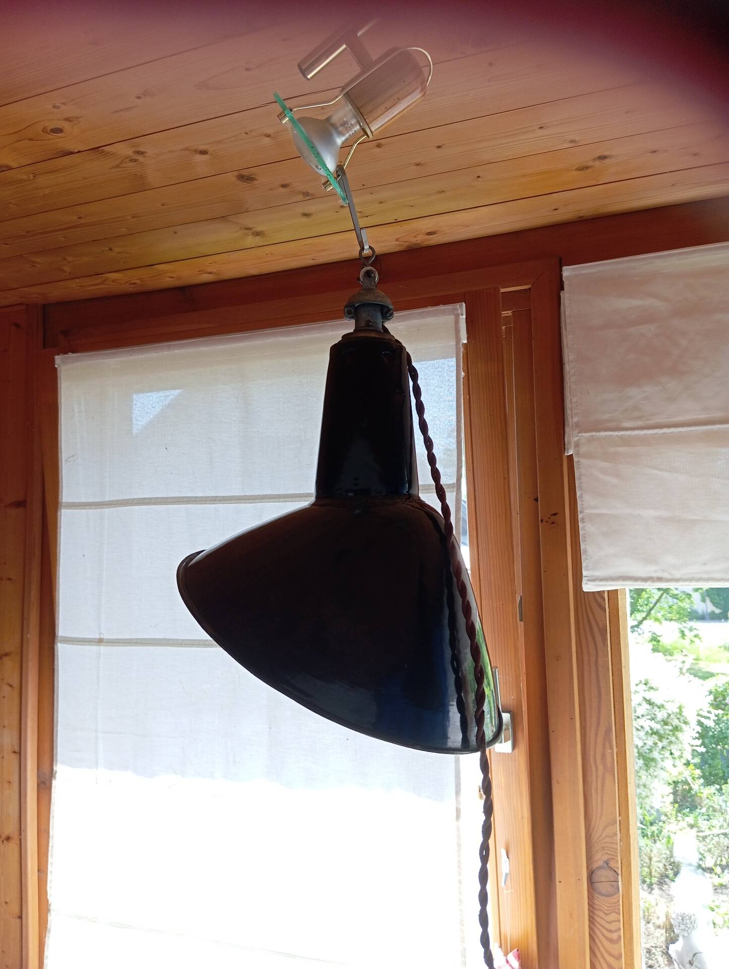 Lampes tôle émaillée Asymétrique