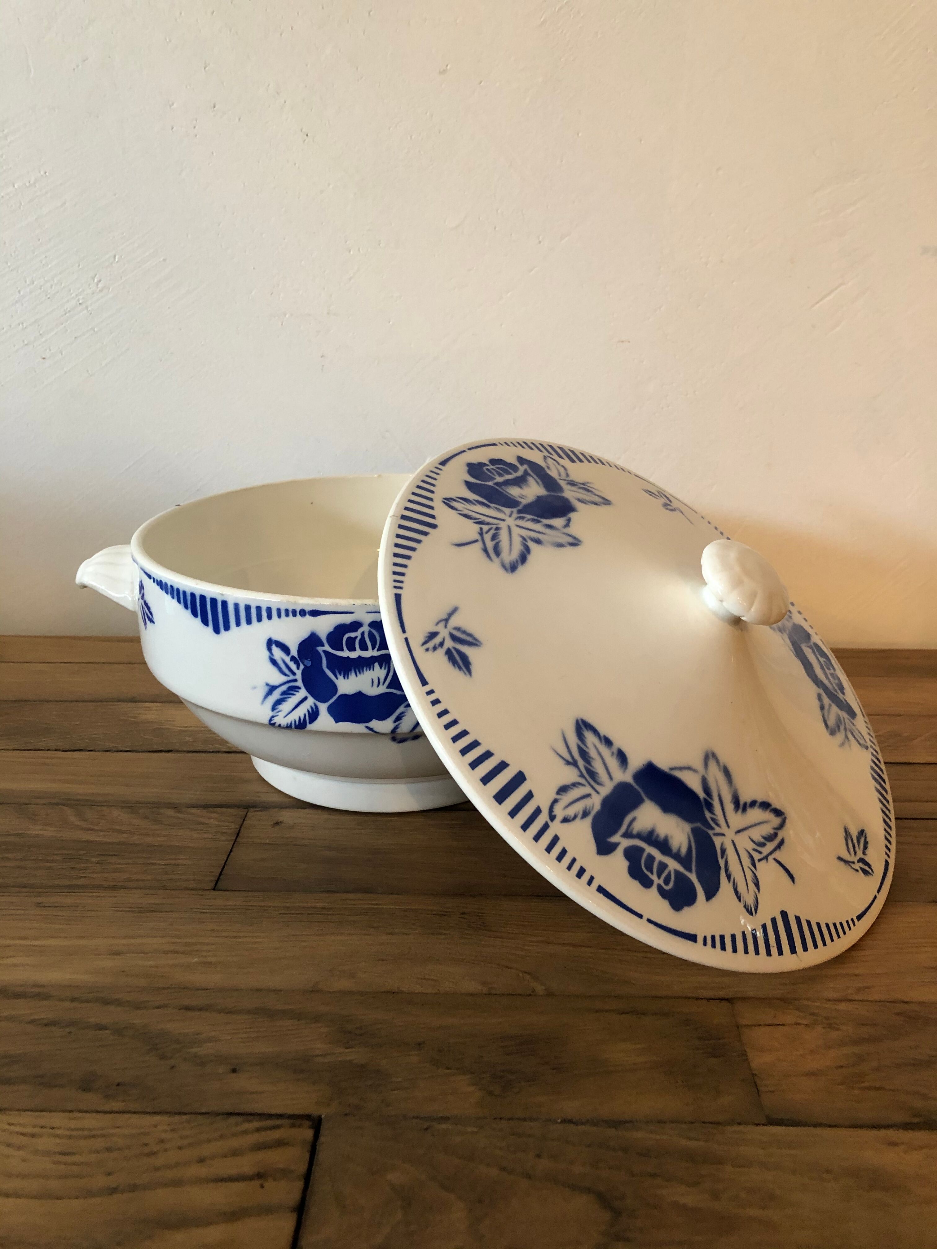 Vintage soup, Digoin Sarreguemines, Model Algar