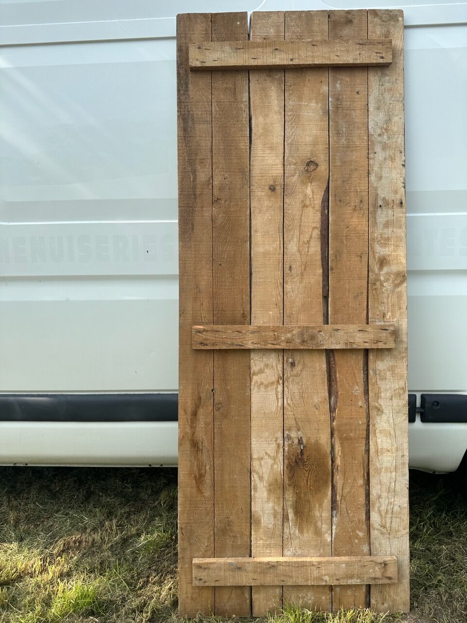 Table and trestles fir tray