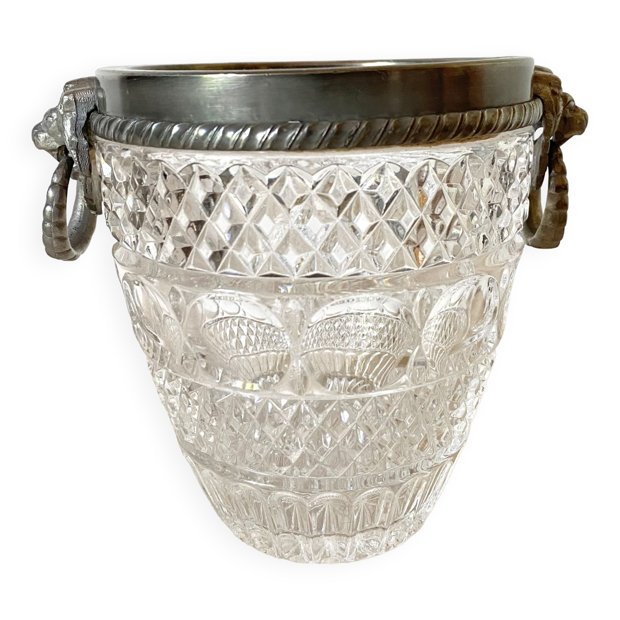 Lion head ice bucket