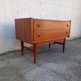 Scandinavian chest of drawers