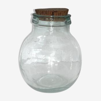 Glass jar