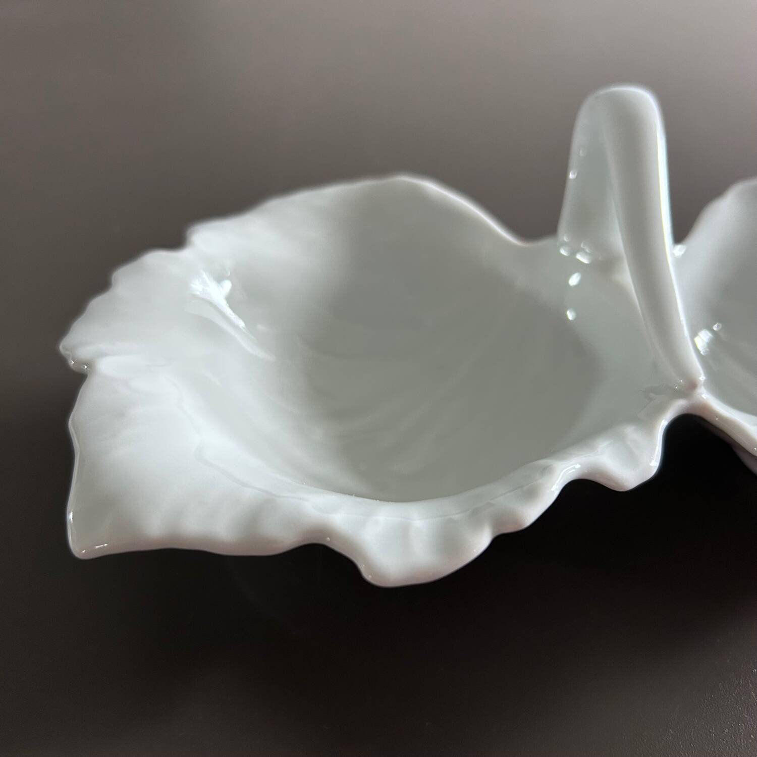 Classic porcelain serving tray