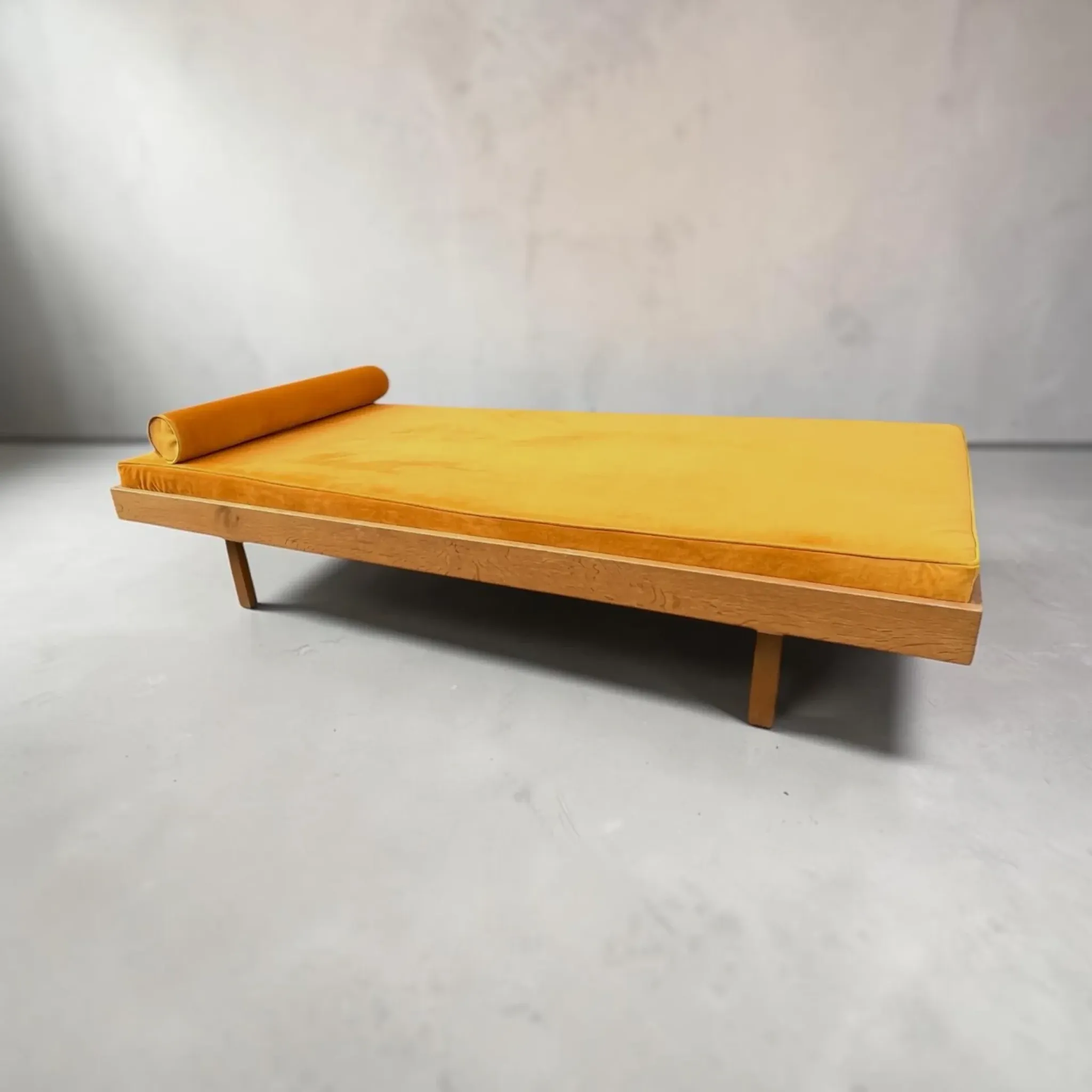 1960s daybed by Jos De Mey for Vandenberghe Pauvers