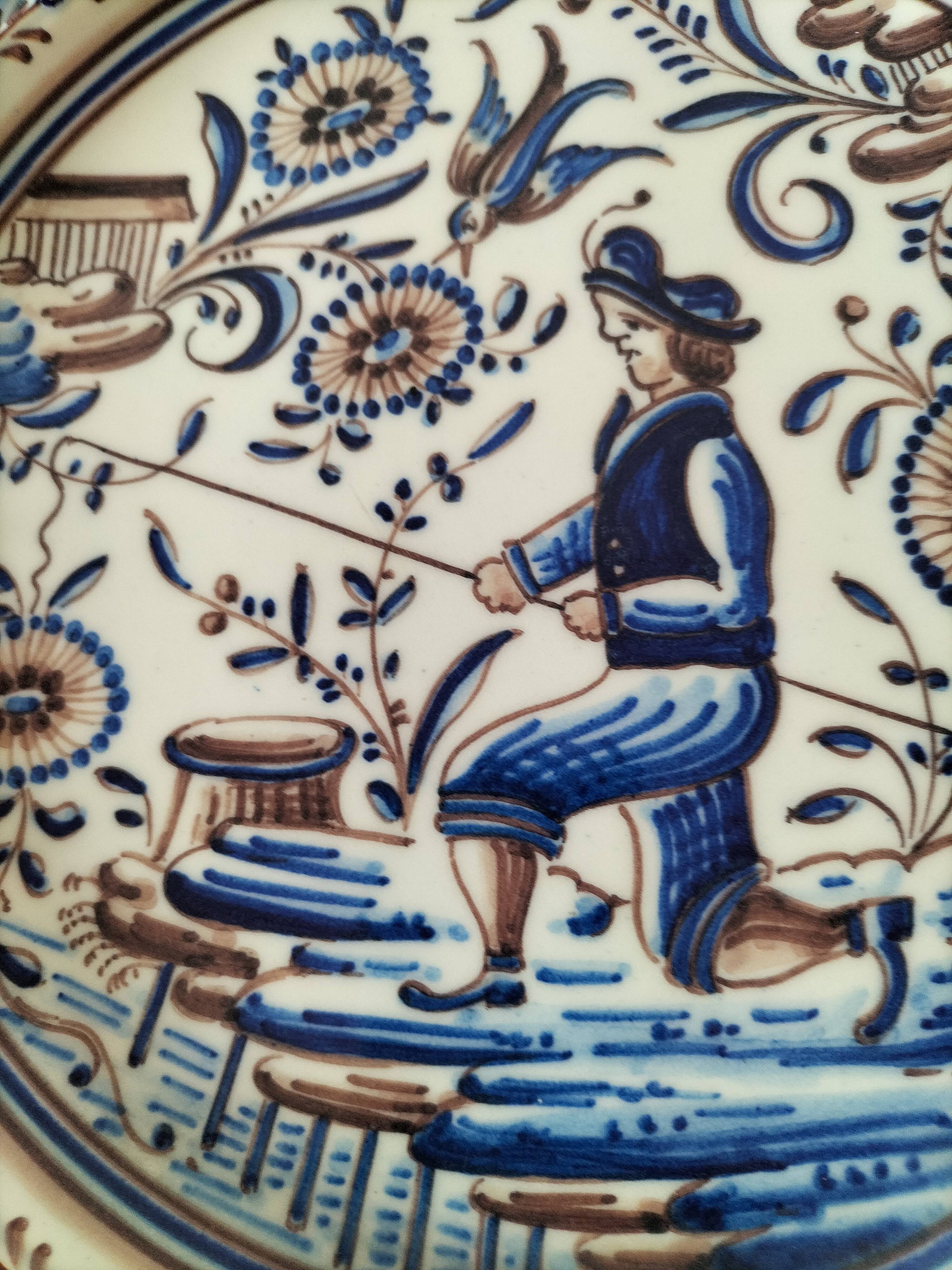 Portuguese earthenware footed dish – Outeiro Águeda – signed