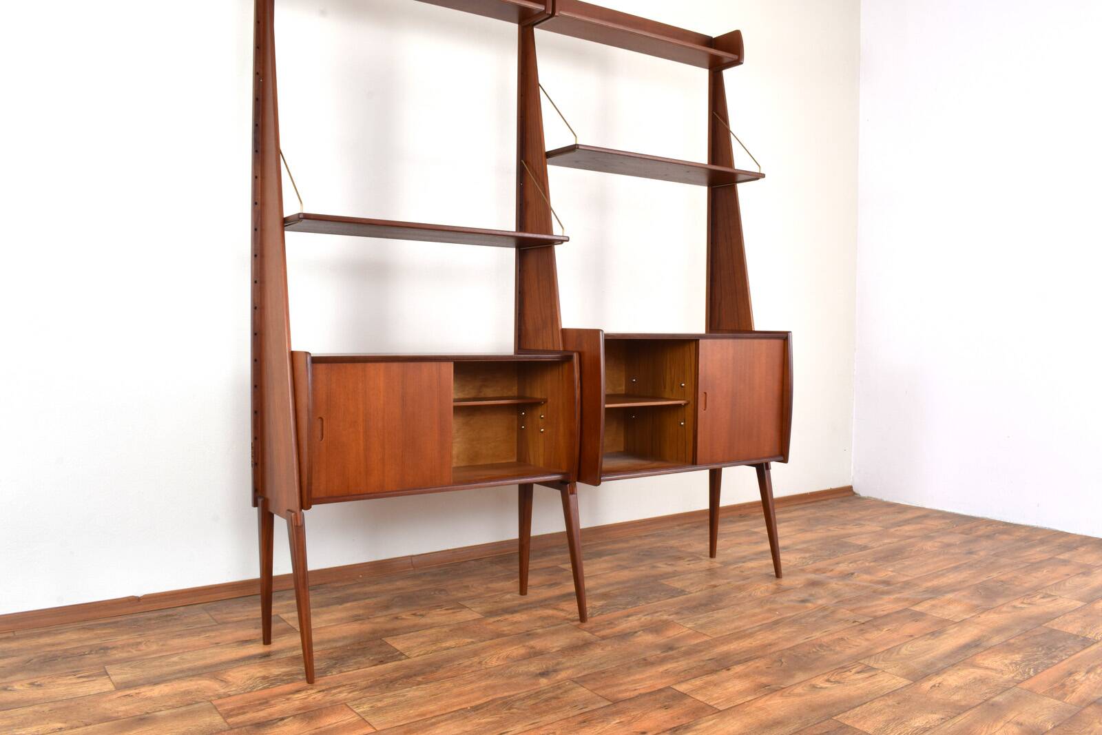 Mid-Century Teak Wall Unit „Panto” from Einar Raknes & Sønner Møbelfabrikk
