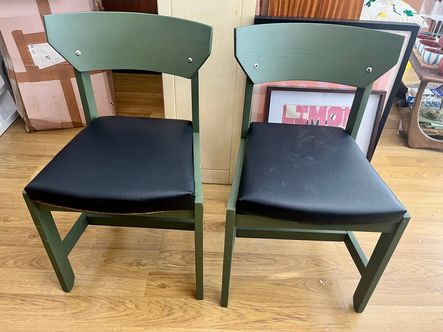 Pair of Niels Gammelgaard chairs, Natura model