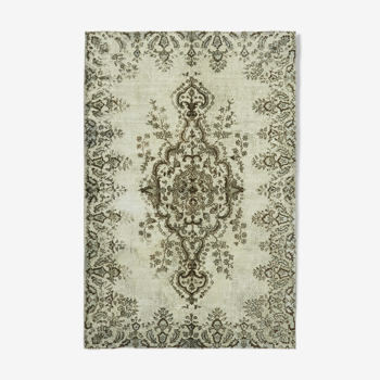 Handmade oriental 1980s grey rug
