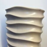 80s design vase