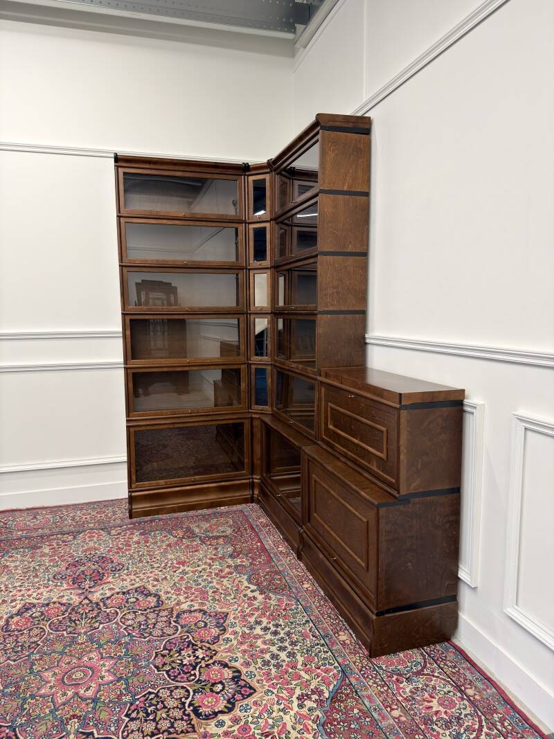 Bibliothèque d'angle de style Globe Wernicke classique en anglais