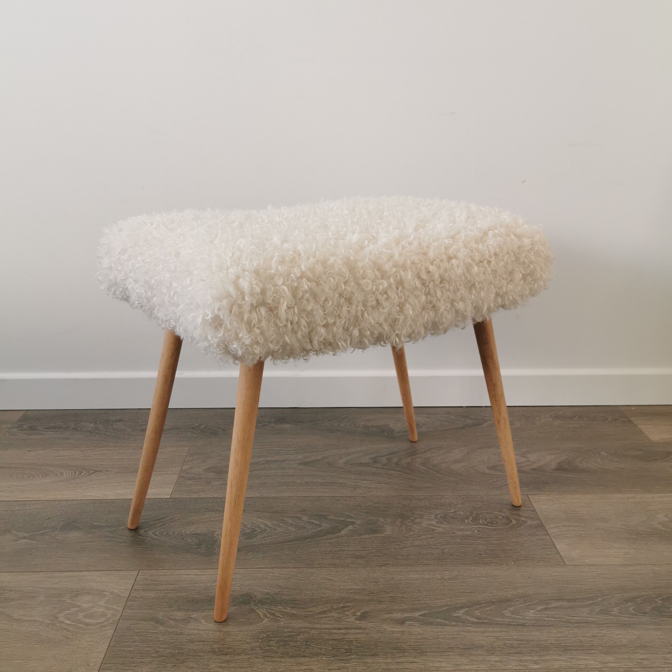 Scandinavian footrest