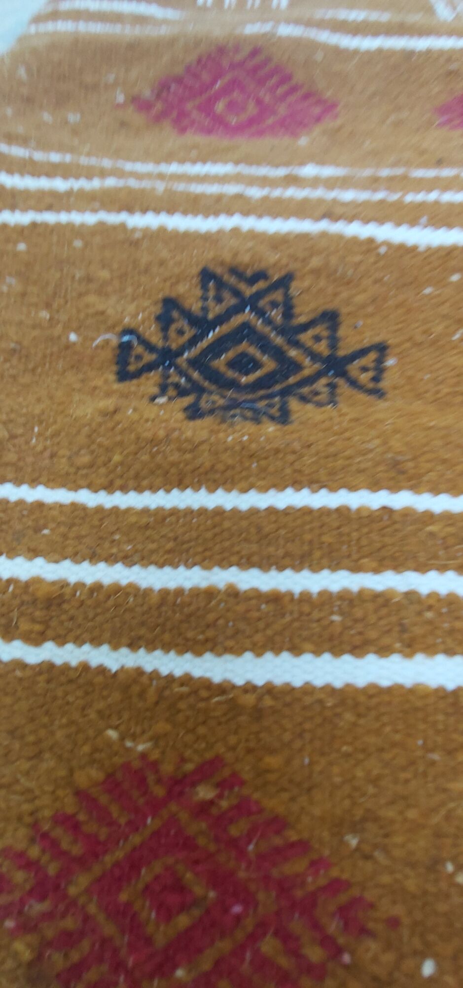 Handmade kilim carpet in pure wool 100x65cm