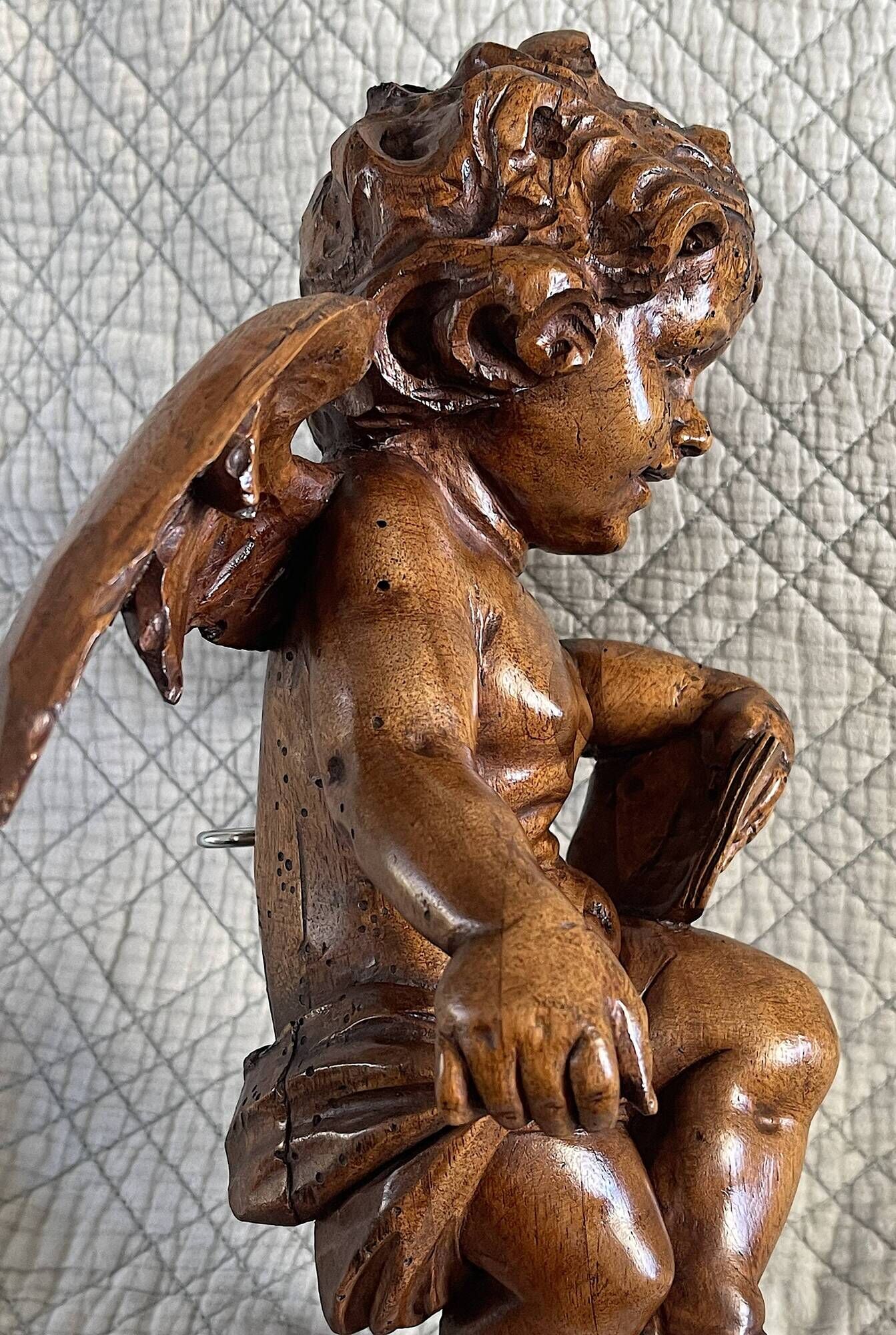 18th Century Carved Wooden Angel/Chestnut/Putto