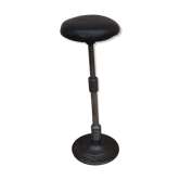 Dentist stool