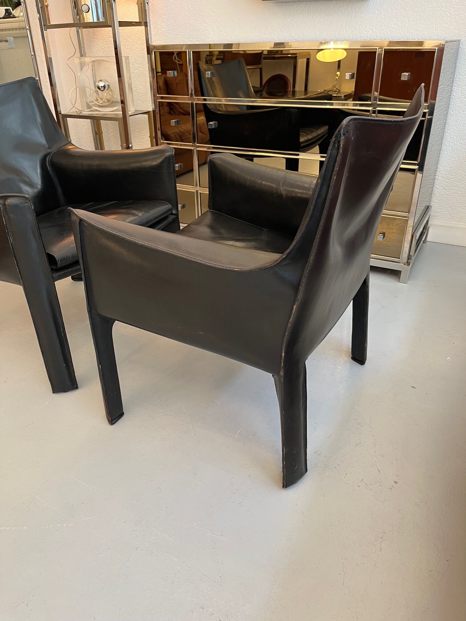 Pair of Lounge armchairs CAB 414 by Cassina circa 1970