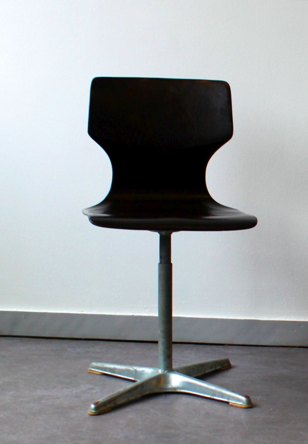 Pair of extendable chairs by Adam Stegner for Flötotto Pagholz, 70