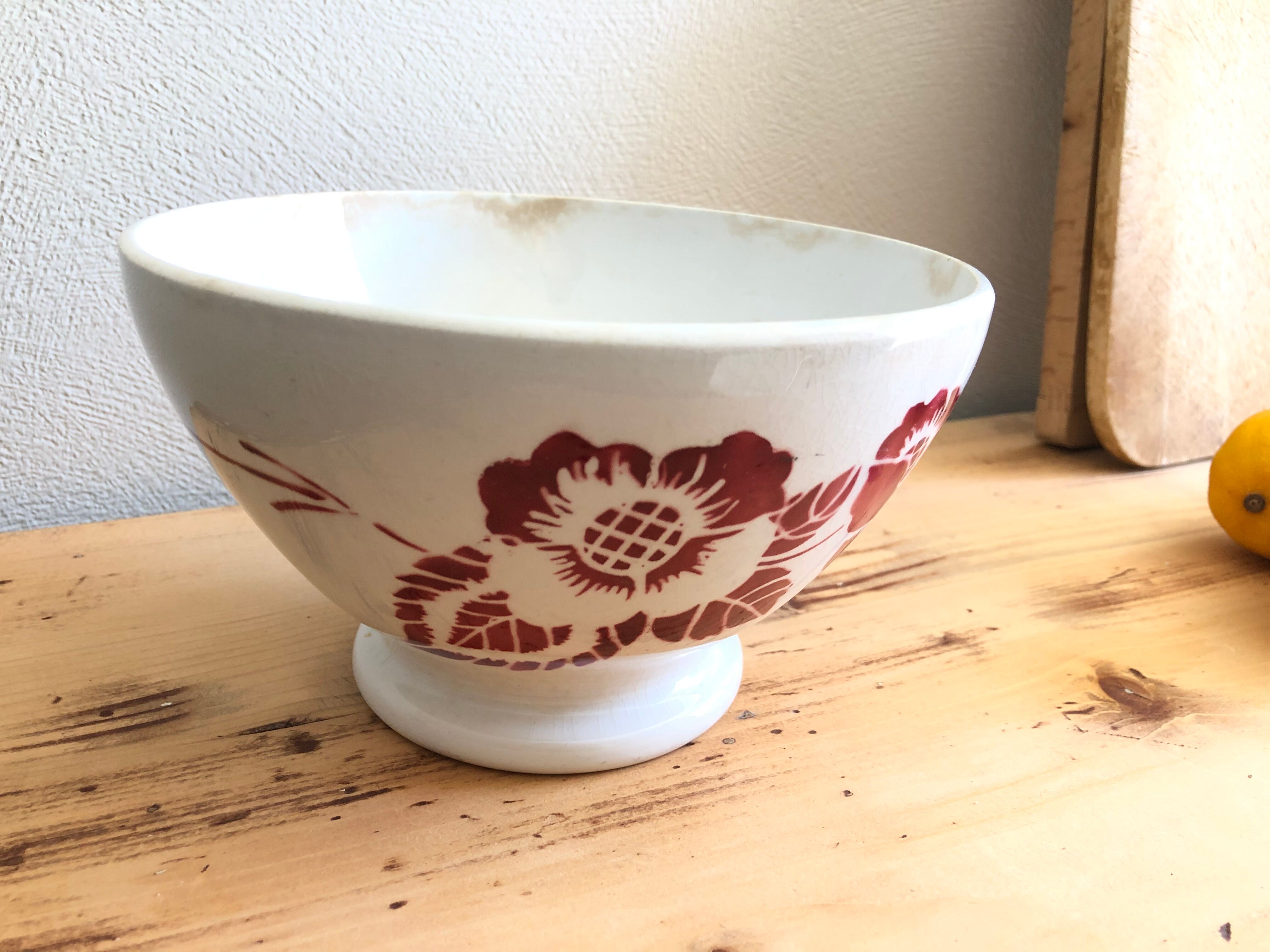 Ancient flower pattern bowl
