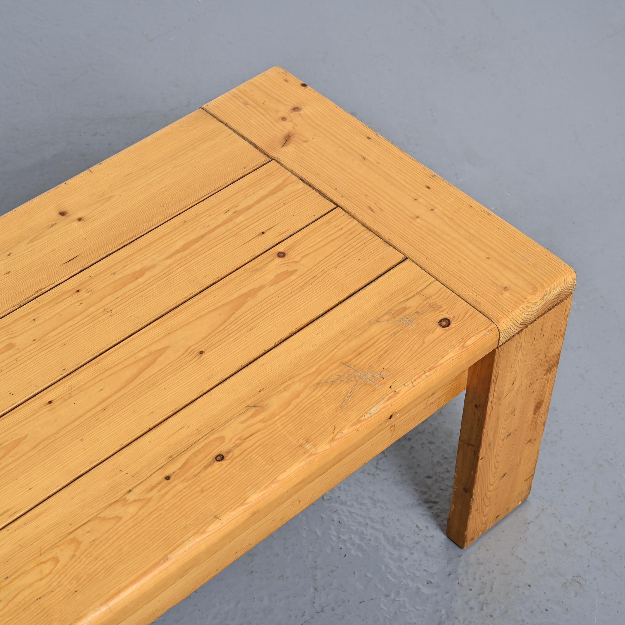 Pine coffee table Les Arcs, circa 1970