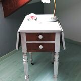 Table with drop-leaf parts