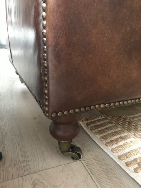 Canape chesterfield brown leather 2 places