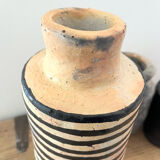 Sejnane terracotta vase