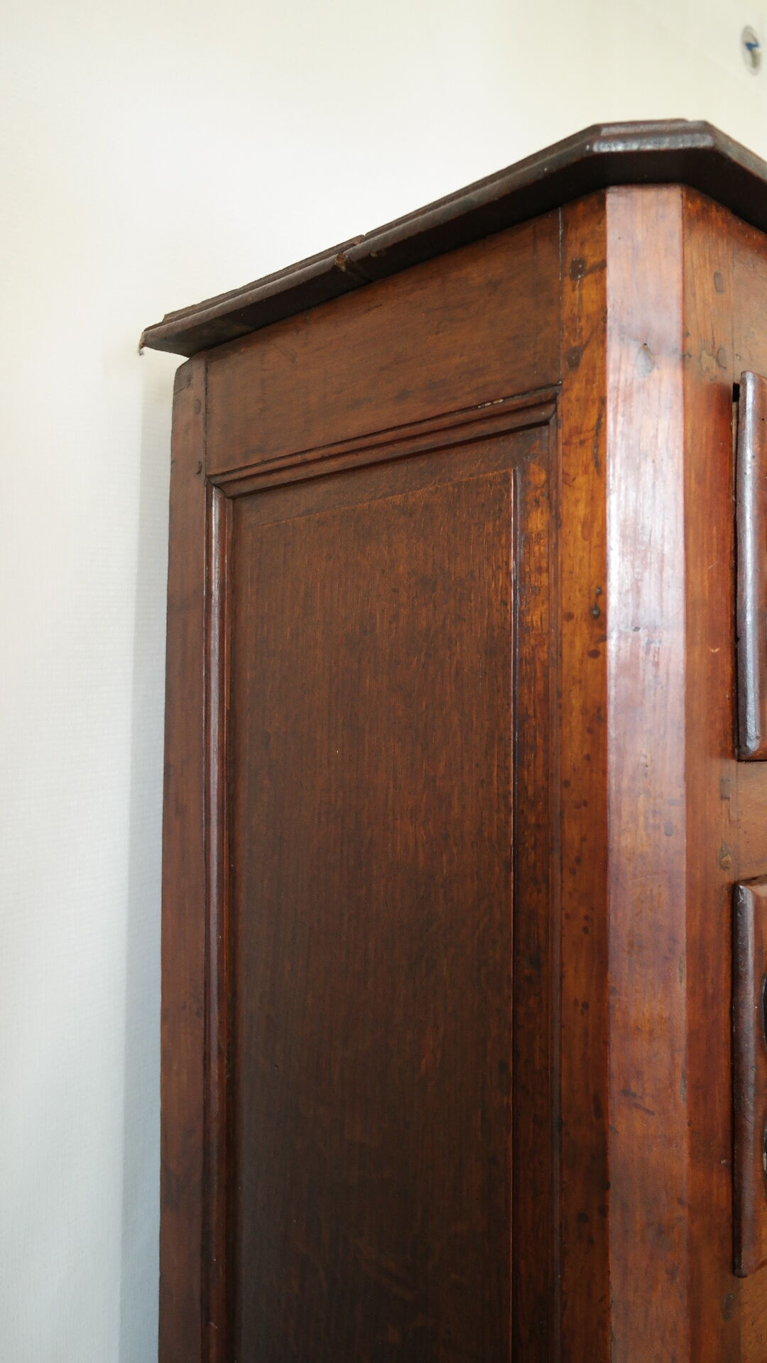 Artisanal walnut dresser late nineteenth early twentieth century