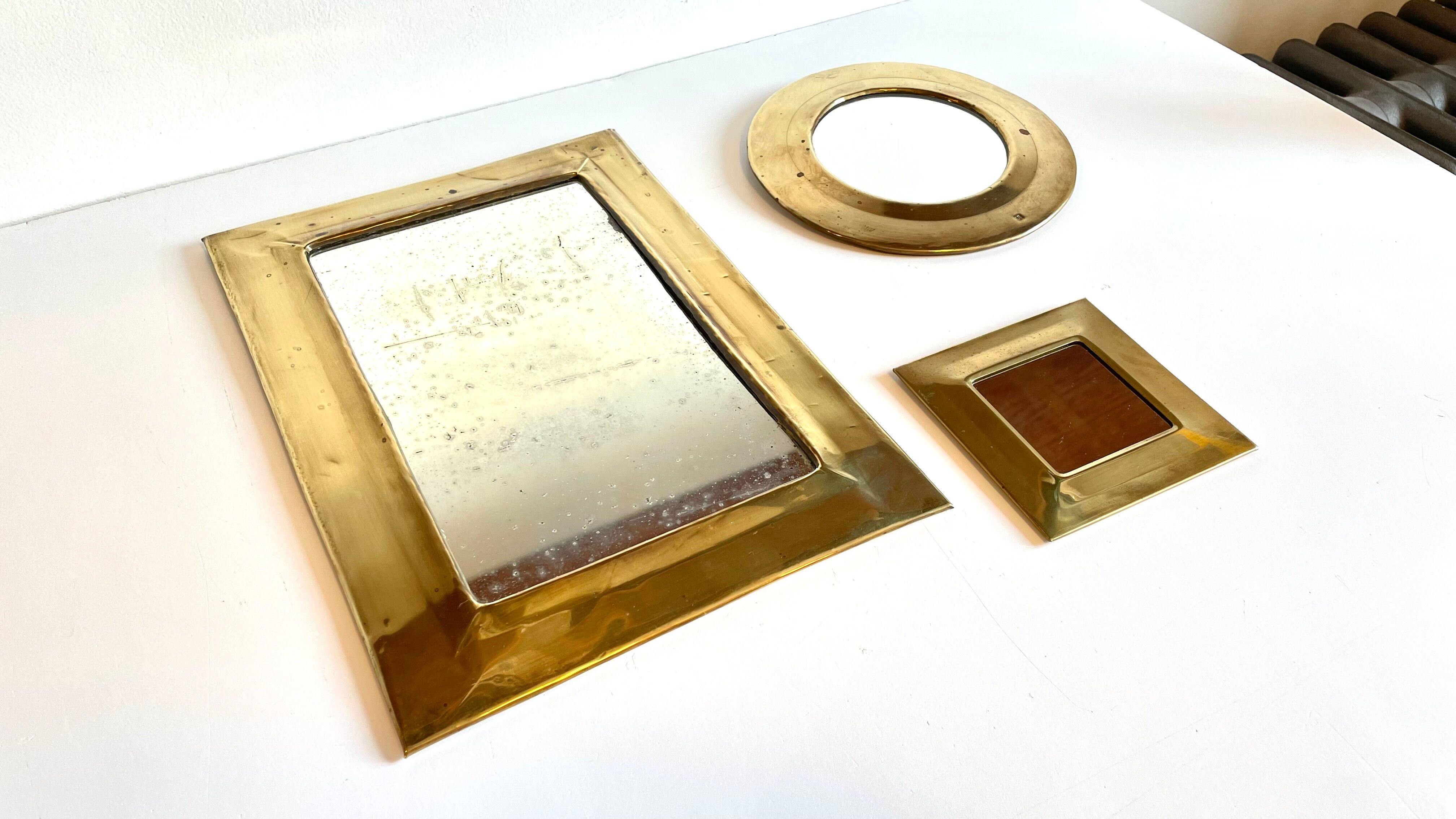 Trio de miroirs en laiton vintage