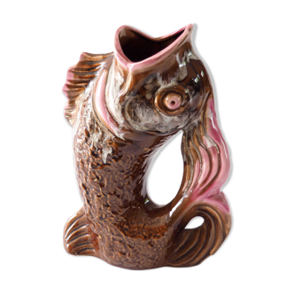Fish vase pitcher slurry