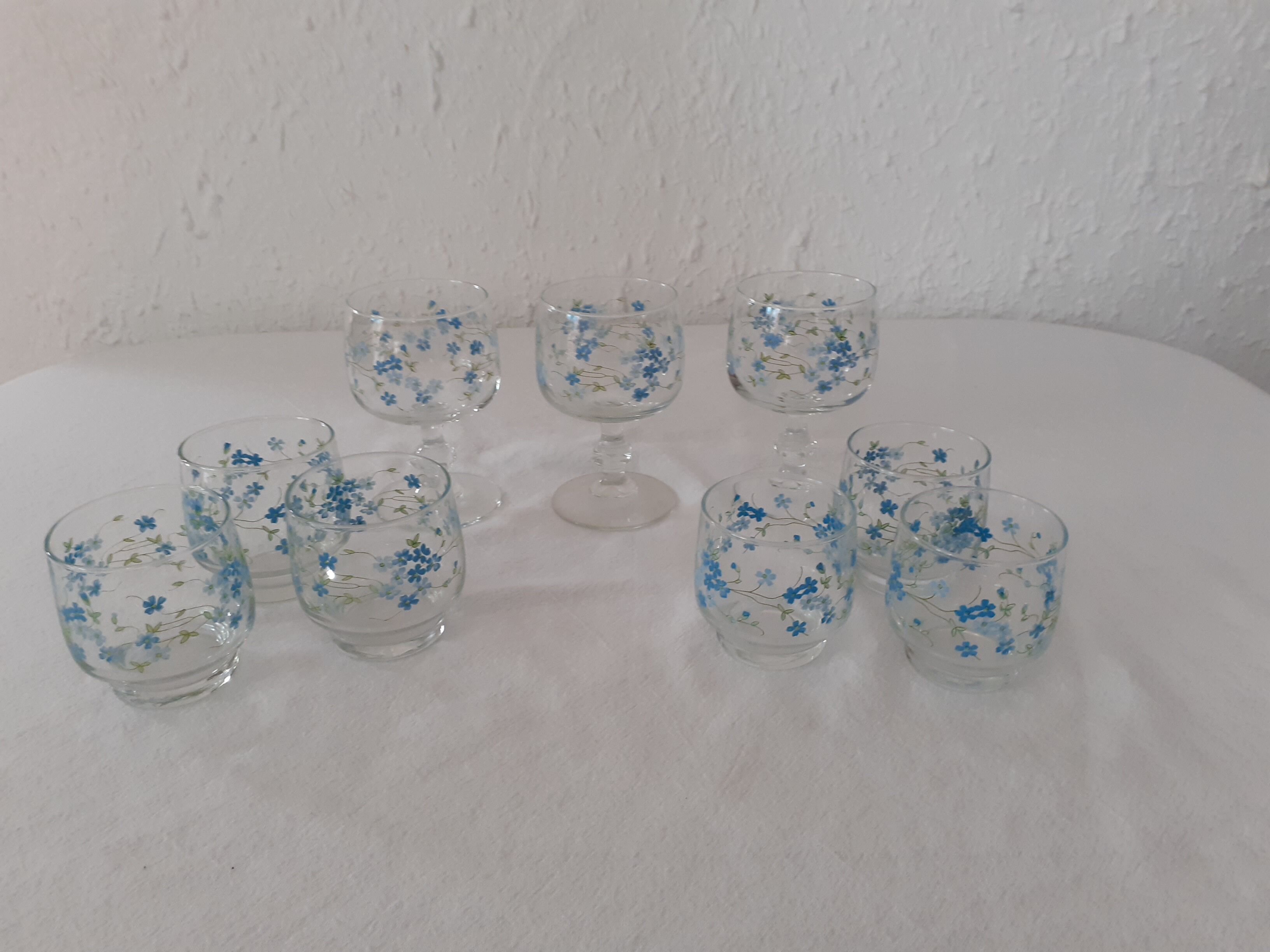 9 glasses blue flowers model veronica arcopal arcoroc vintage countryside