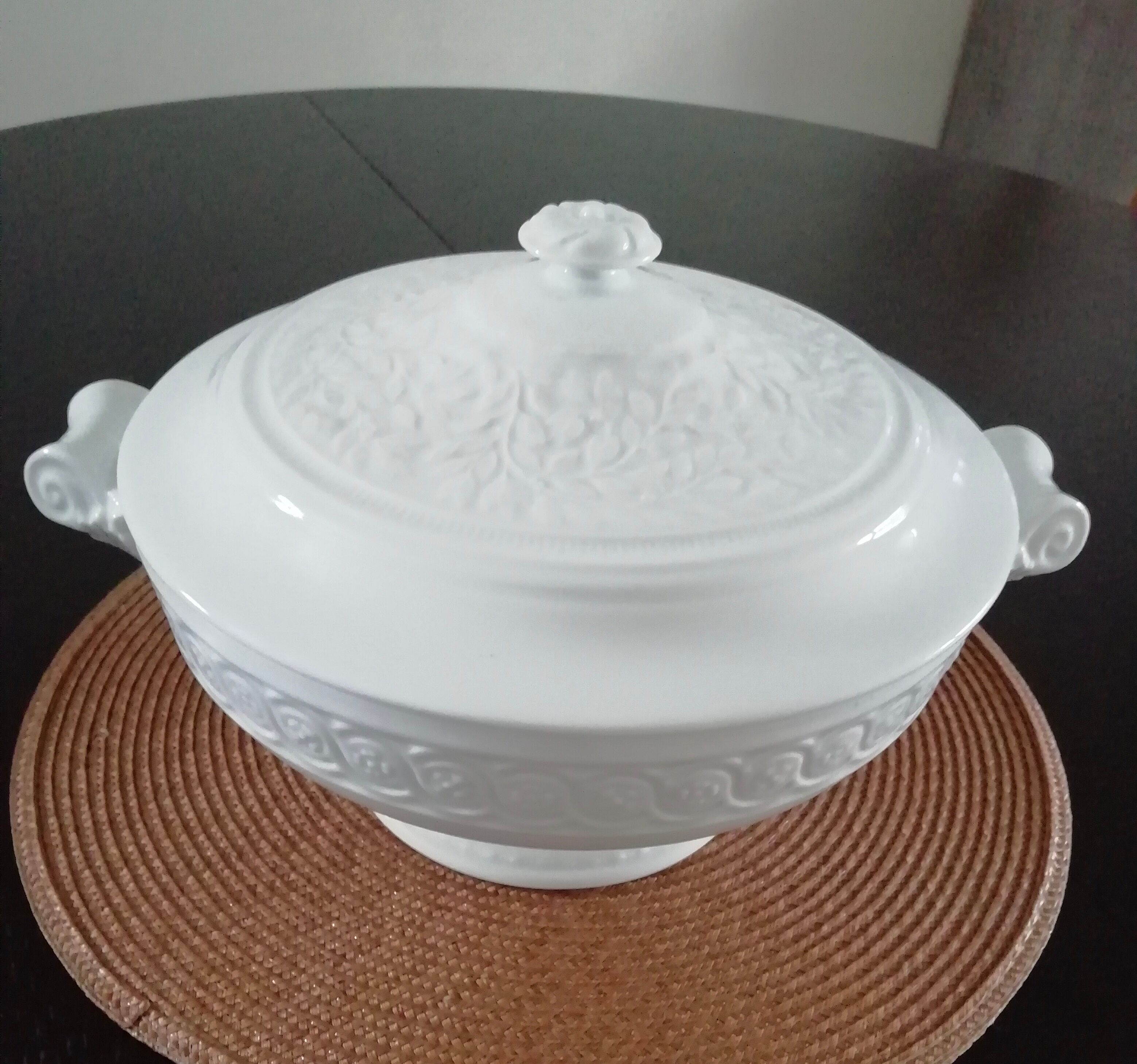 Soup bernardaud Limoges Louvre