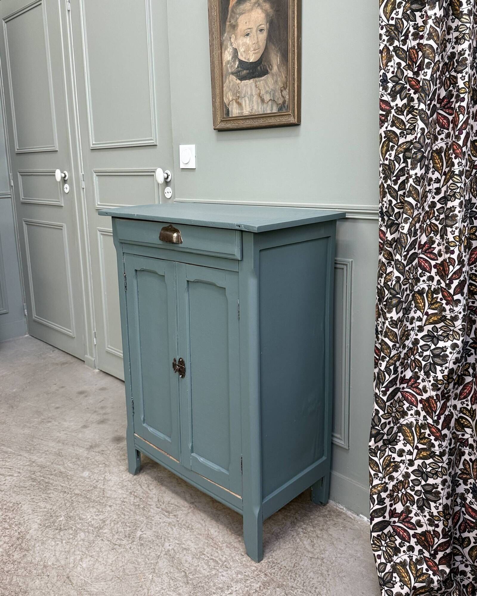 Small Parisian painted buffet (renovated)