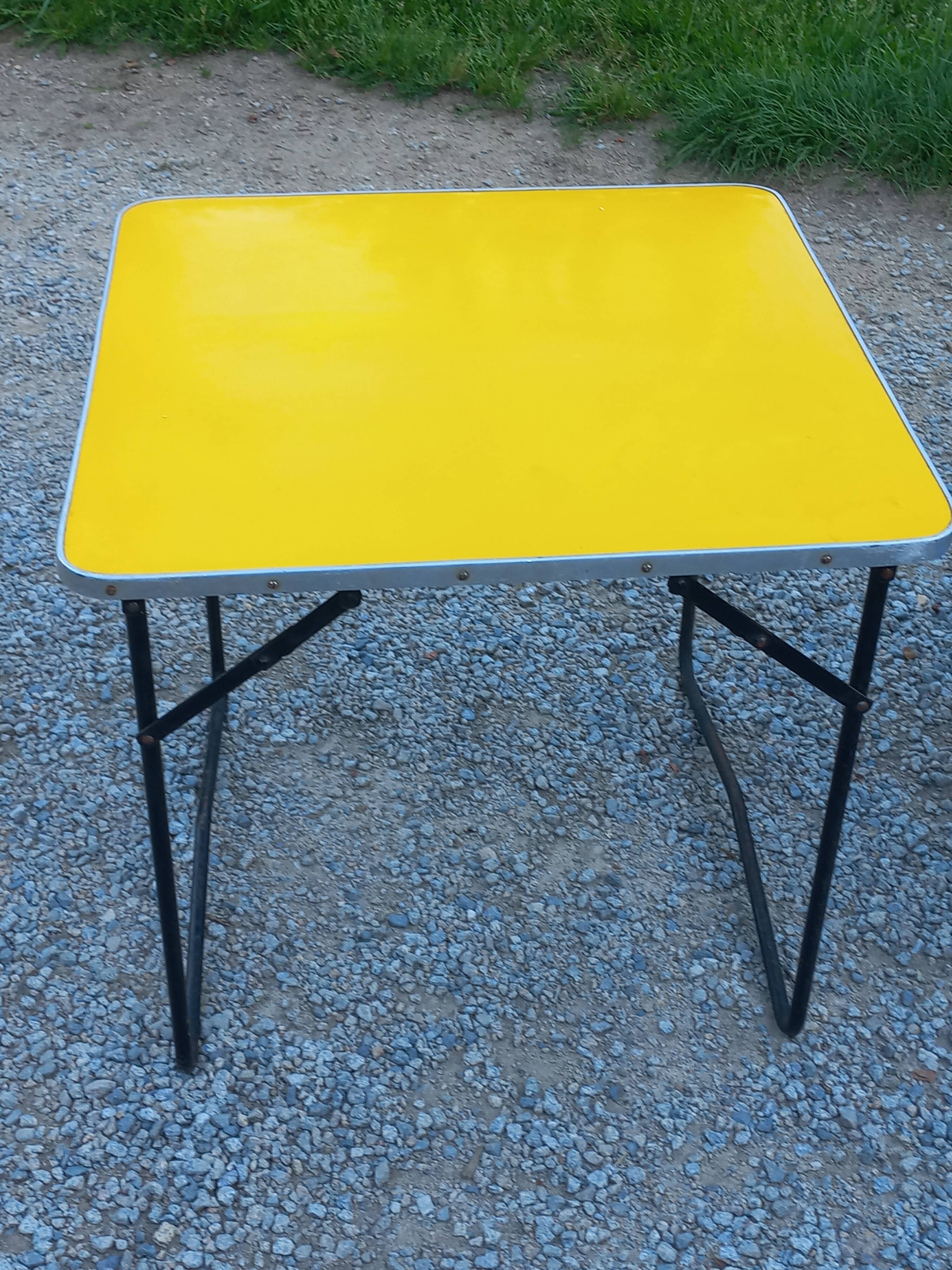 Set of 3 vintage lafuma sun loungers canvas and tubes + table