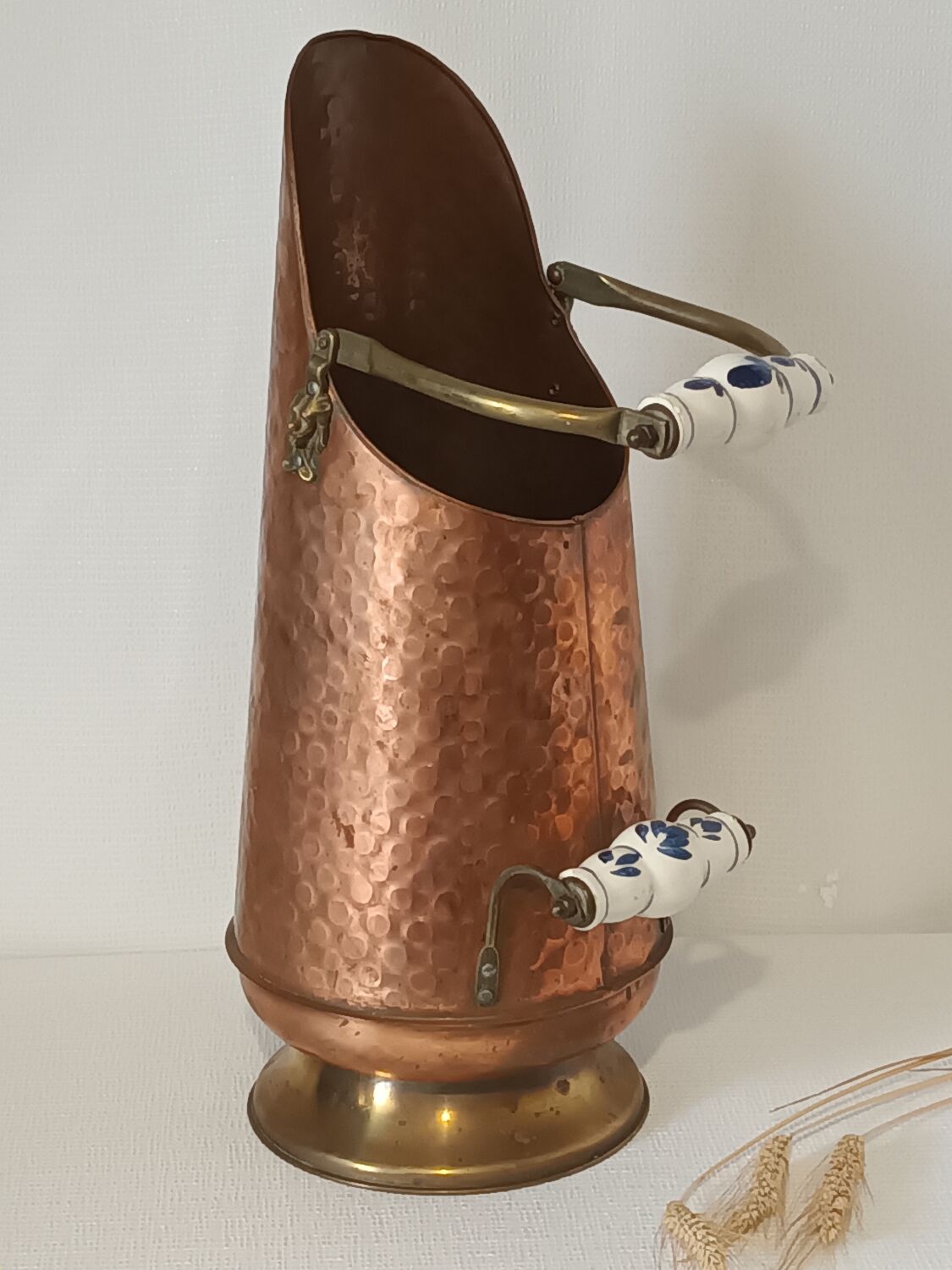 Coal bucket solid copper Holland