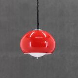 Suspension rouge Harvey Guzzini des années 1970 pour Meblo, Italie