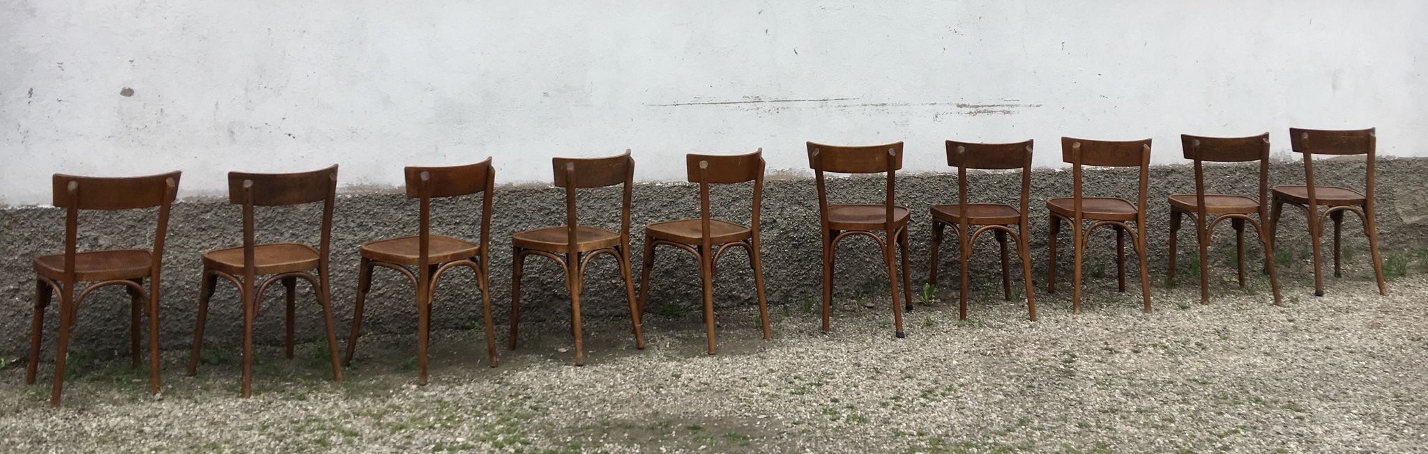 Series of 10 vintage bentwood curved wood bistro chairs