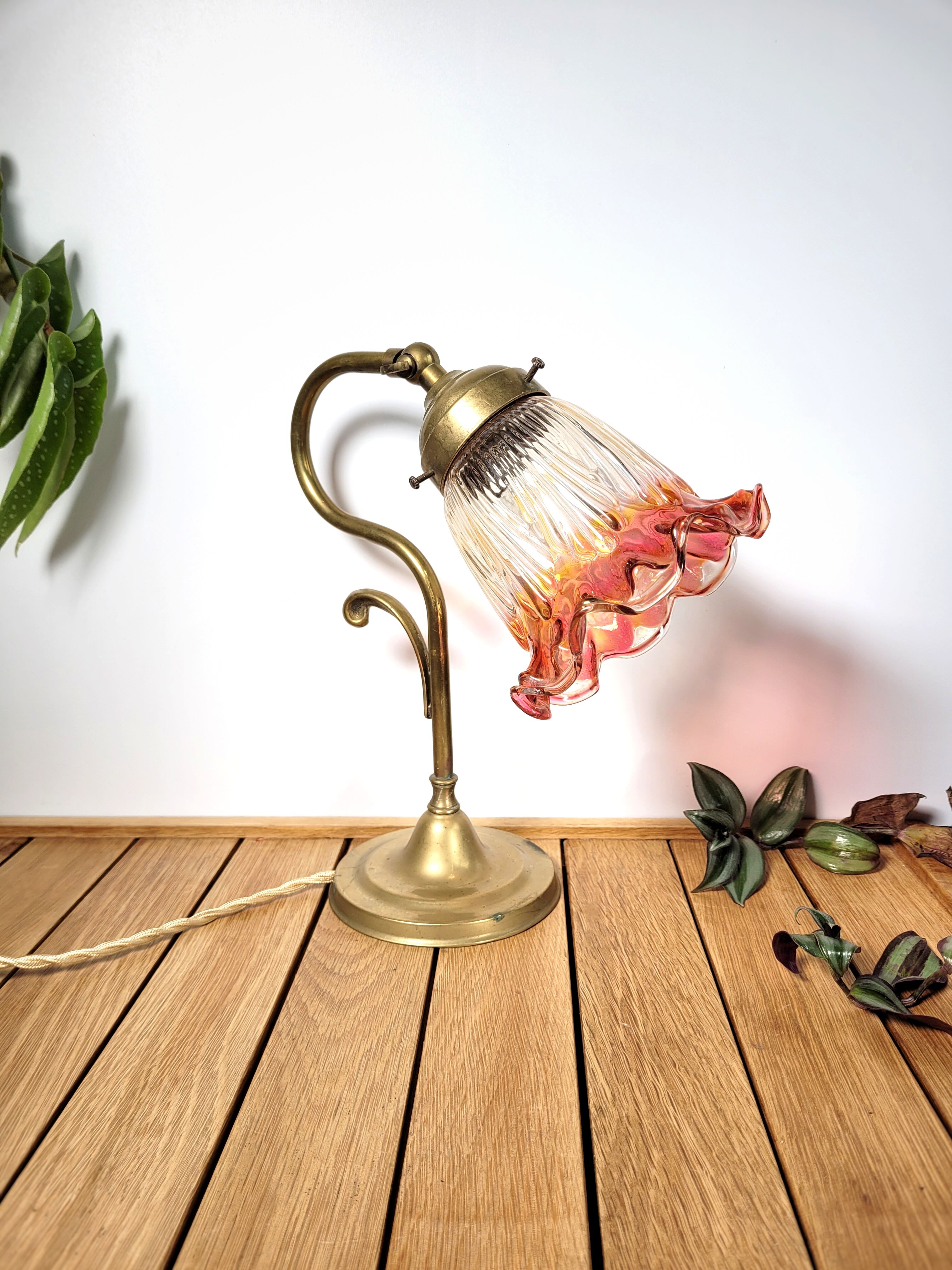 Vintage tulip lamp