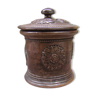 Old tobacco pot