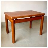 Scandinavian living room table by Trioh