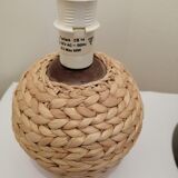 Lampe en rotin tresse de table