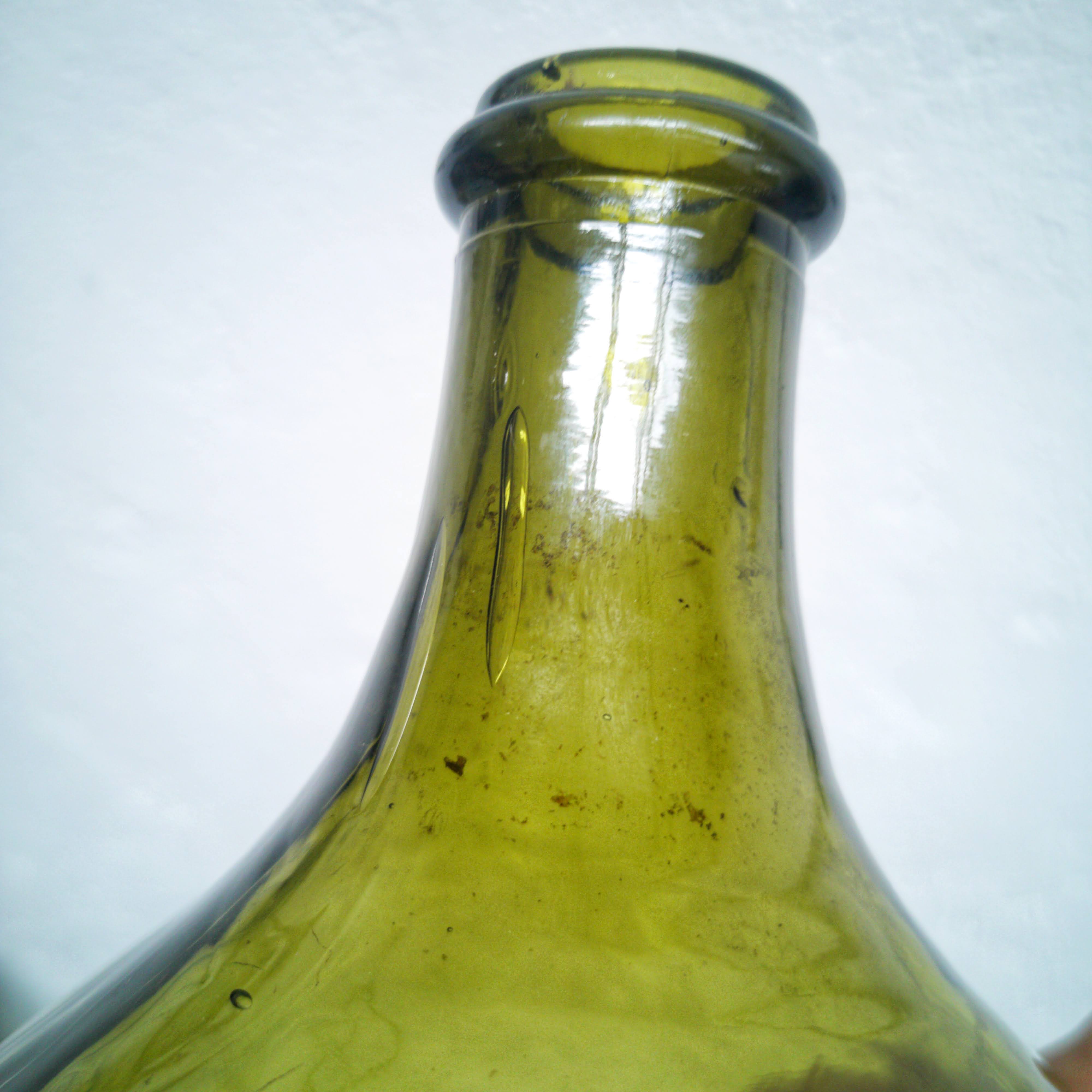 Green 6 liters demijohn