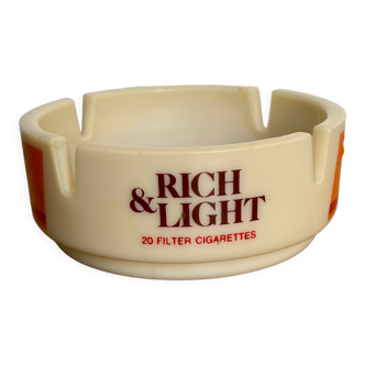 Ashtray Rich & Light 20 filter cigarettes