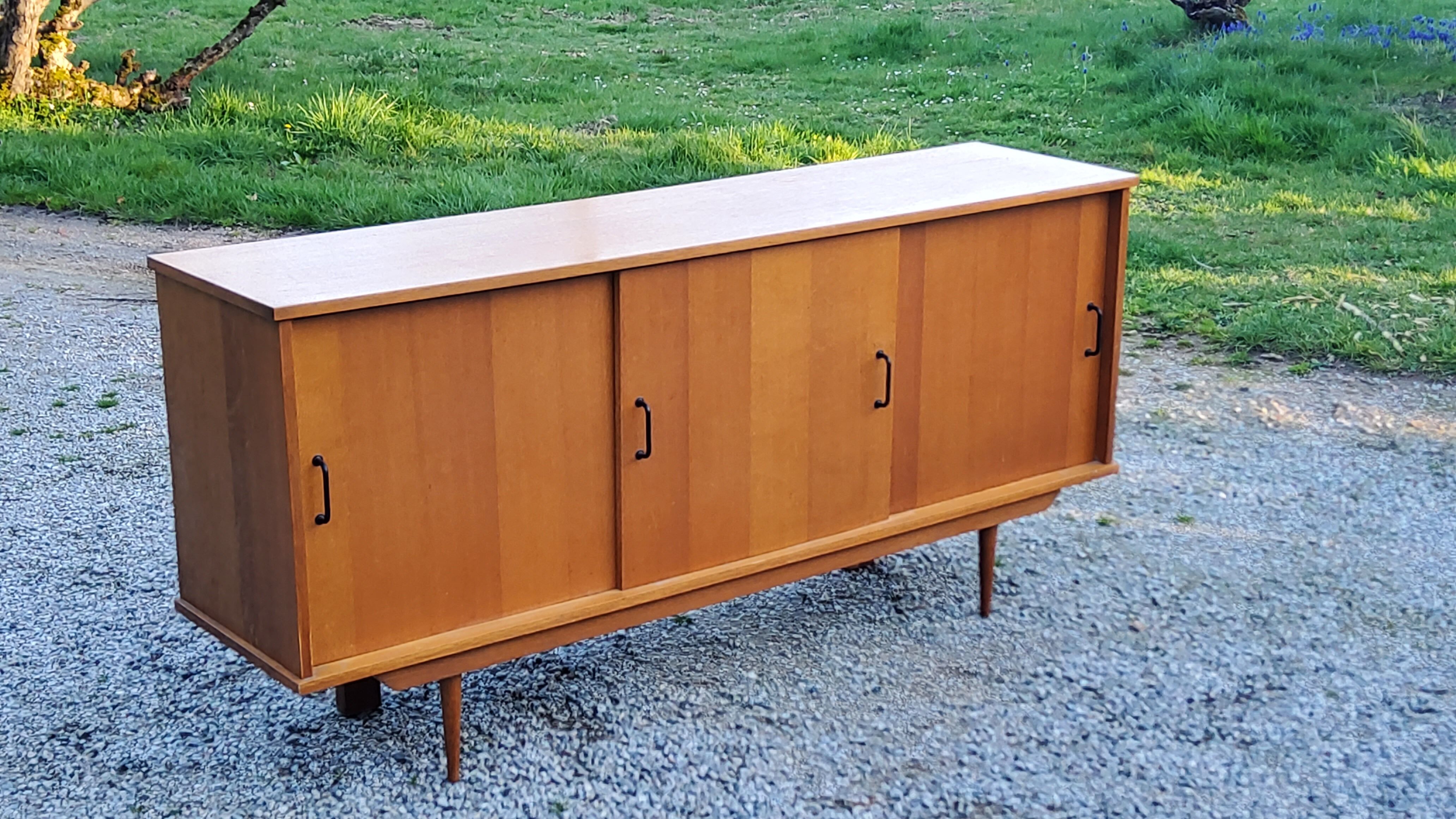Vintage gold blond oak row 3 sliding doors