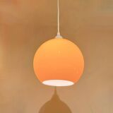 Suspension en opaline orange ronde Space Age, 1970